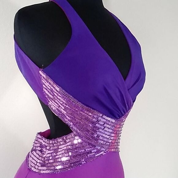 NEW MASQUERADE FORMAL DRESS SIZE 3,4 - Picture 1 of 16